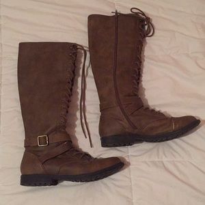 lace up/zip up boots